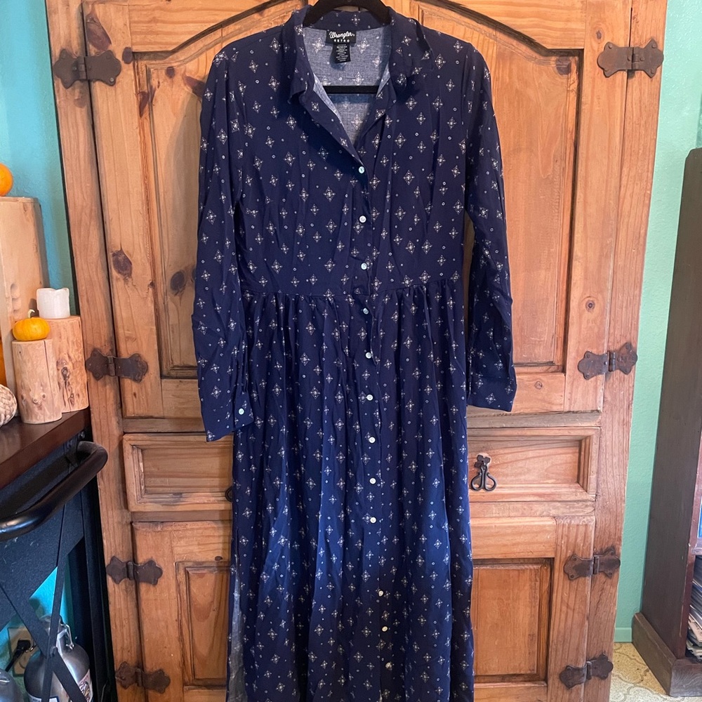 Wrangler Womens retro style maxi style button down front dress size medium
